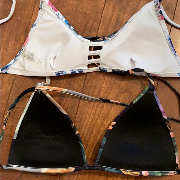 Two floral small bikini tops - Picture 2 of 3